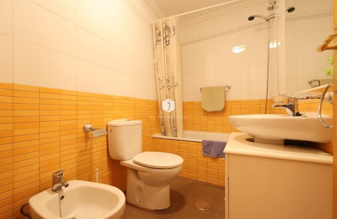 Aus zweiter Hand - Wohnung -
Torrevieja - Costa Blanca