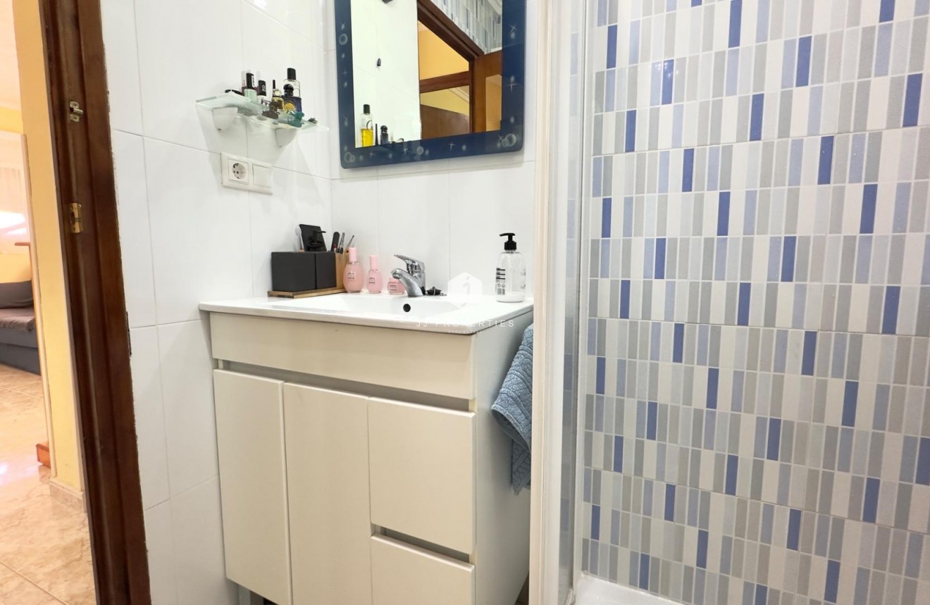 D'occasion - Bungalow -
Torrevieja - Torretas