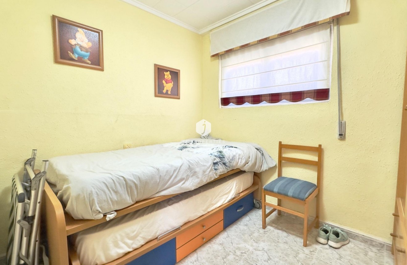 D'occasion - Bungalow -
Torrevieja - Torretas