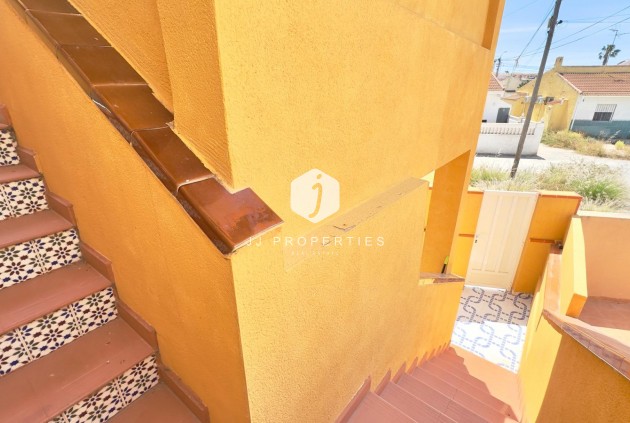 D'occasion - Bungalow -
Torrevieja - Torretas