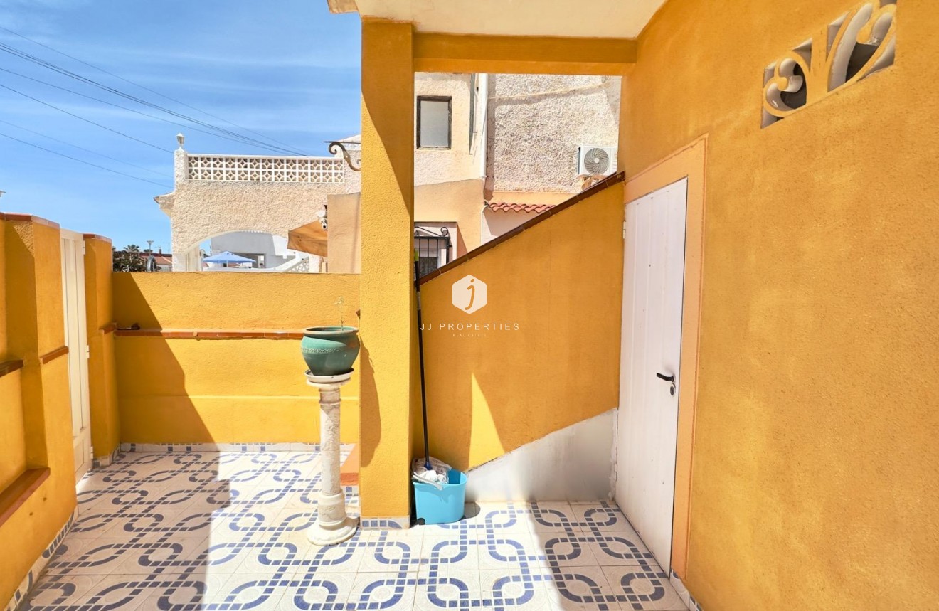D'occasion - Bungalow -
Torrevieja - Torretas