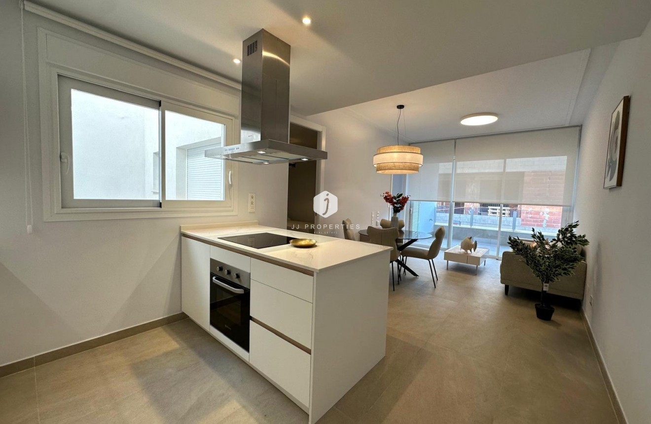 Resale - Apartment / flat -
Torrevieja - Playa del Cura