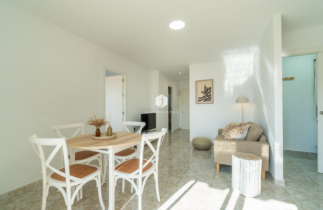 Resale - Apartment / flat -
Torrevieja - Costa Blanca