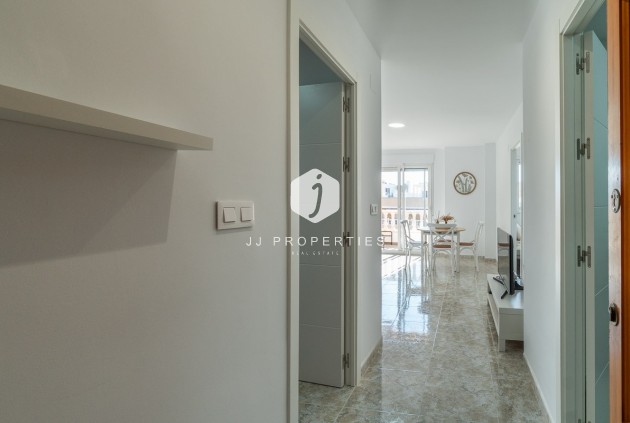 Resale - Apartment / flat -
Torrevieja - Costa Blanca
