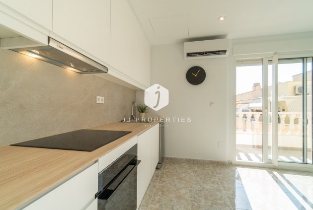 Resale - Apartment / flat -
Torrevieja - Costa Blanca