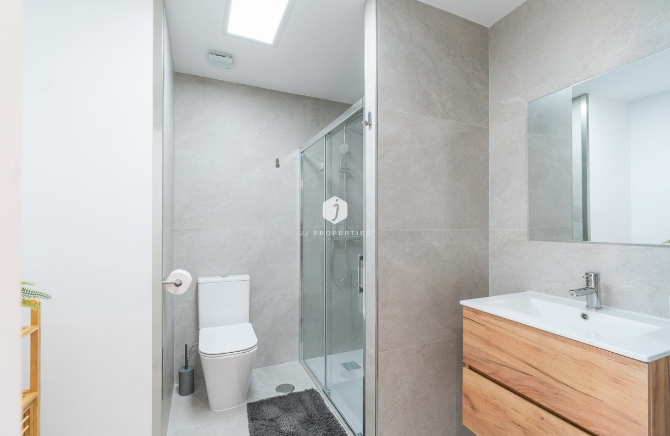 Resale - Apartment / flat -
Torrevieja - Costa Blanca