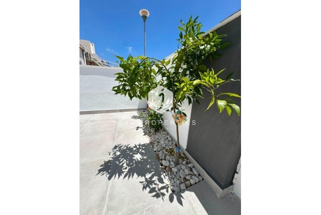 D'occasion - Bungalow -
Torrevieja - La Siesta - El Salado - Torreta