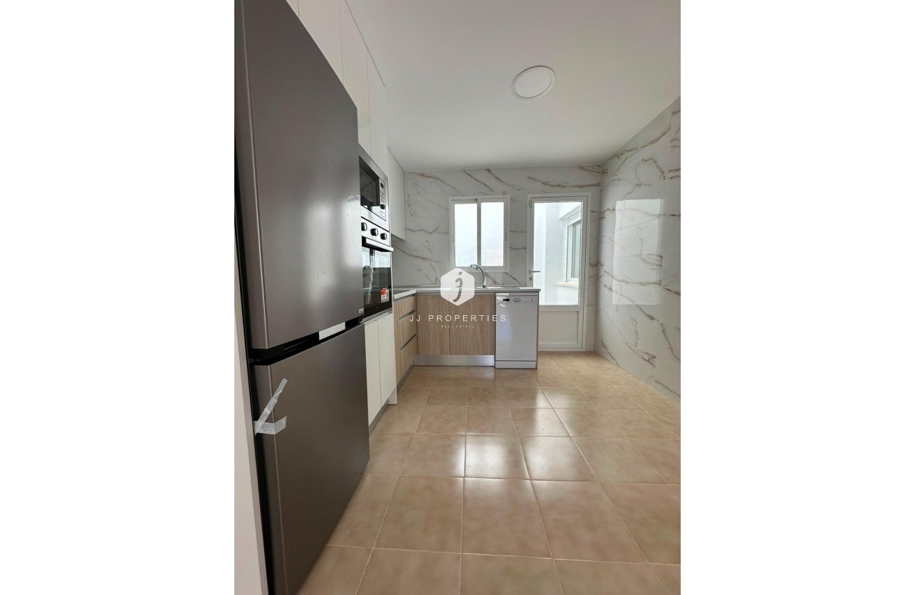 D'occasion - Bungalow -
Torrevieja - La Siesta - El Salado - Torreta