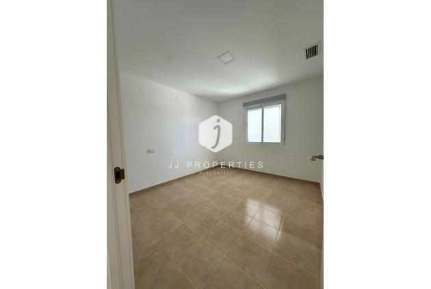 D'occasion - Bungalow -
Torrevieja - La Siesta - El Salado - Torreta