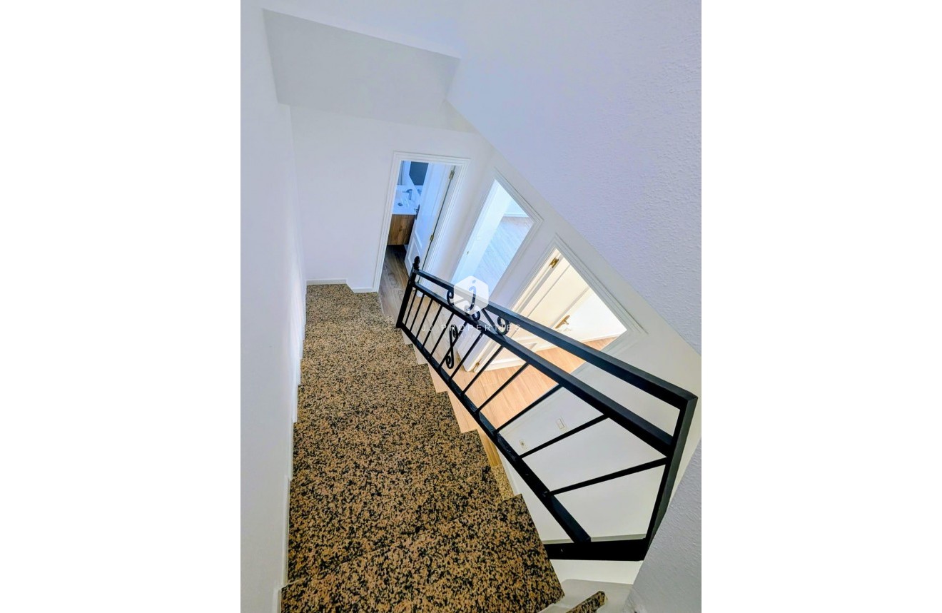Segunda mano - Villa -
Orihuela Costa - Costa Blanca