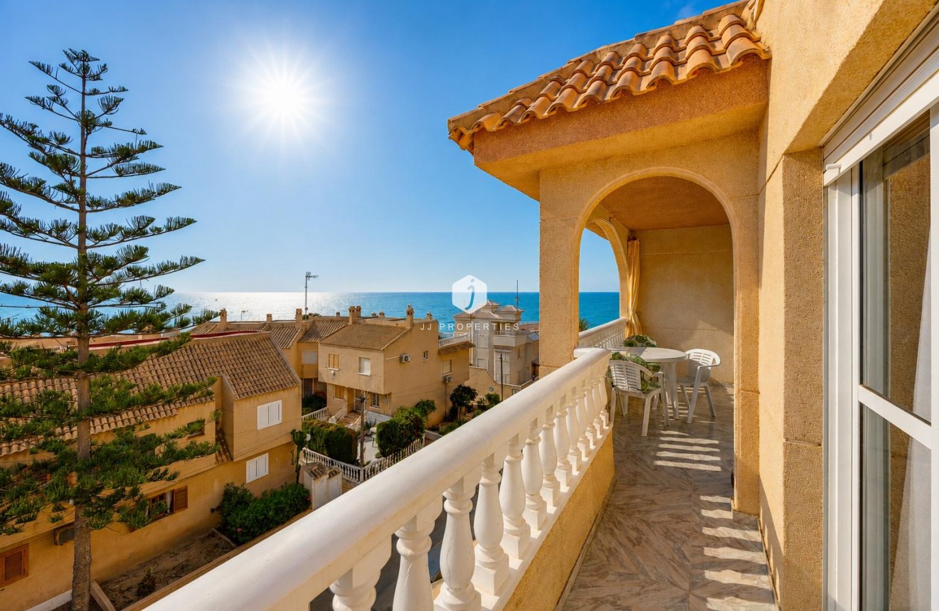 Resale - Apartment / flat -
Torrevieja - Costa Blanca