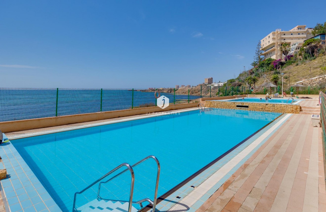 Resale - Apartment / flat -
Torrevieja - Costa Blanca