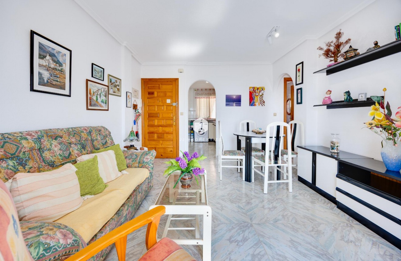 Resale - Apartment / flat -
Torrevieja - Costa Blanca