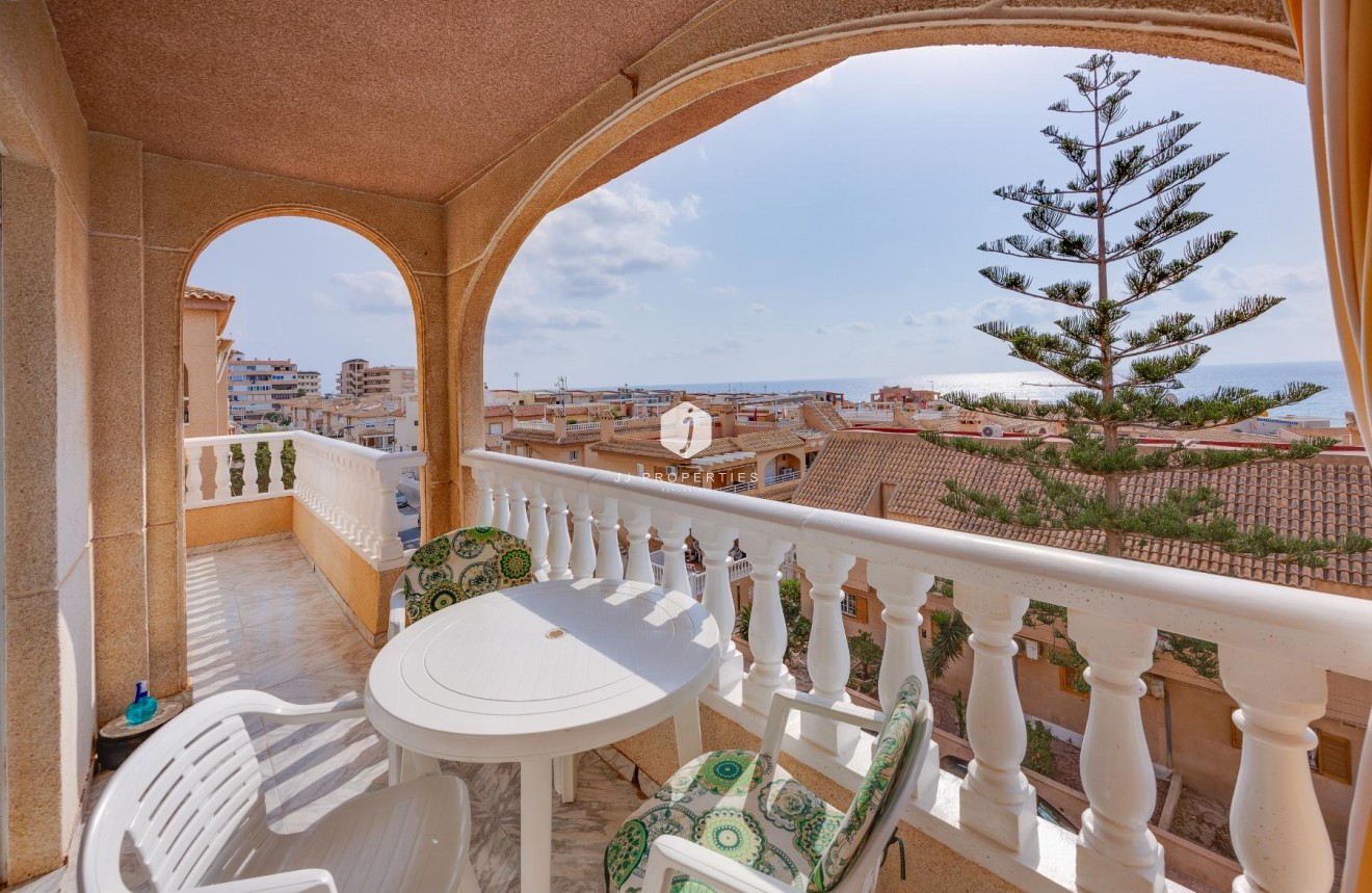 Resale - Apartment / flat -
Torrevieja - Costa Blanca