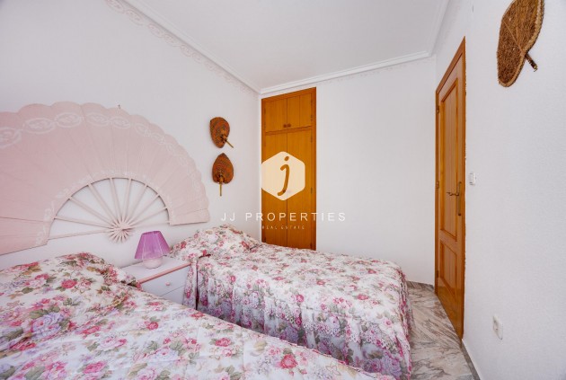 Resale - Apartment / flat -
Torrevieja - Costa Blanca