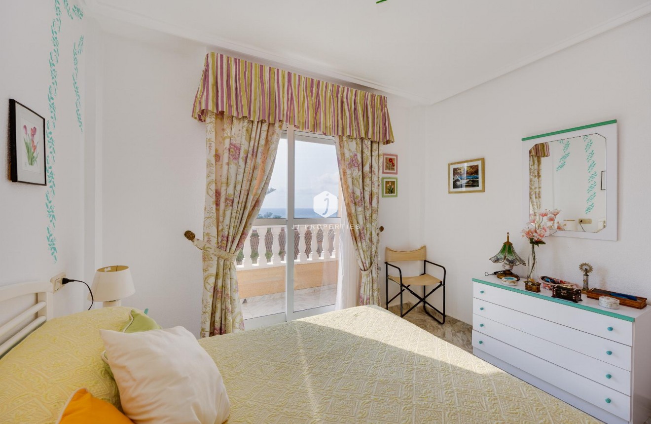 Resale - Apartment / flat -
Torrevieja - Costa Blanca
