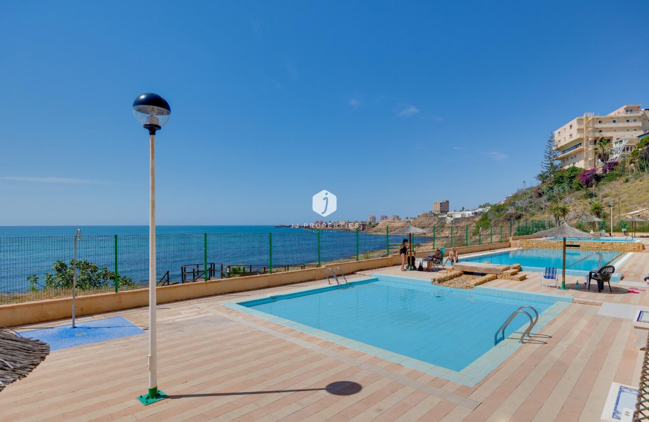 Resale - Apartment / flat -
Torrevieja - Costa Blanca