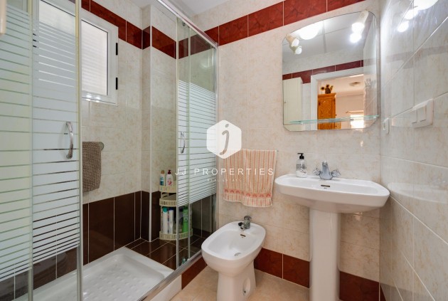 D'occasion - Bungalow -
Torrevieja - Costa Blanca