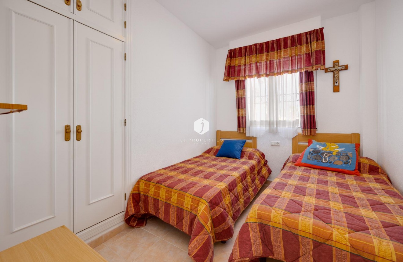 D'occasion - Bungalow -
Torrevieja - Costa Blanca