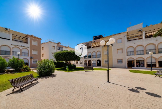 D'occasion - Bungalow -
Torrevieja - Costa Blanca