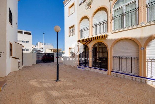 D'occasion - Bungalow -
Torrevieja - Costa Blanca