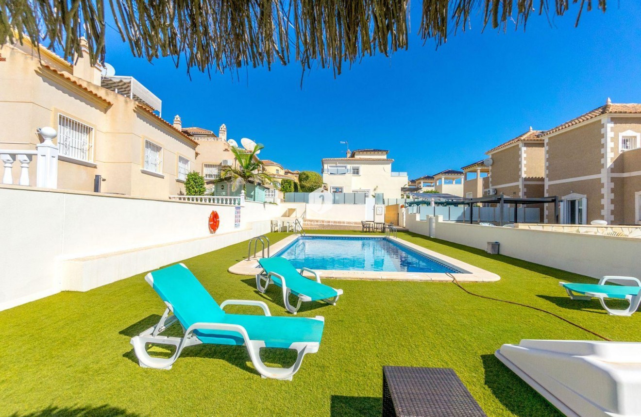 D'occasion - Chalet -
Orihuela Costa - Costa Blanca
