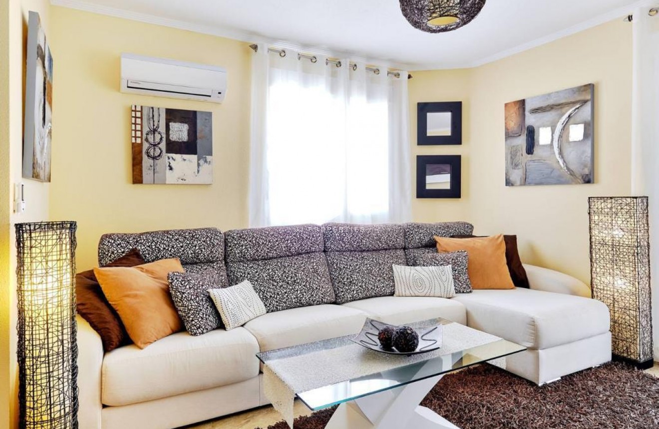 Tweedehands - Appartement / flat -
Orihuela Costa - Costa Blanca