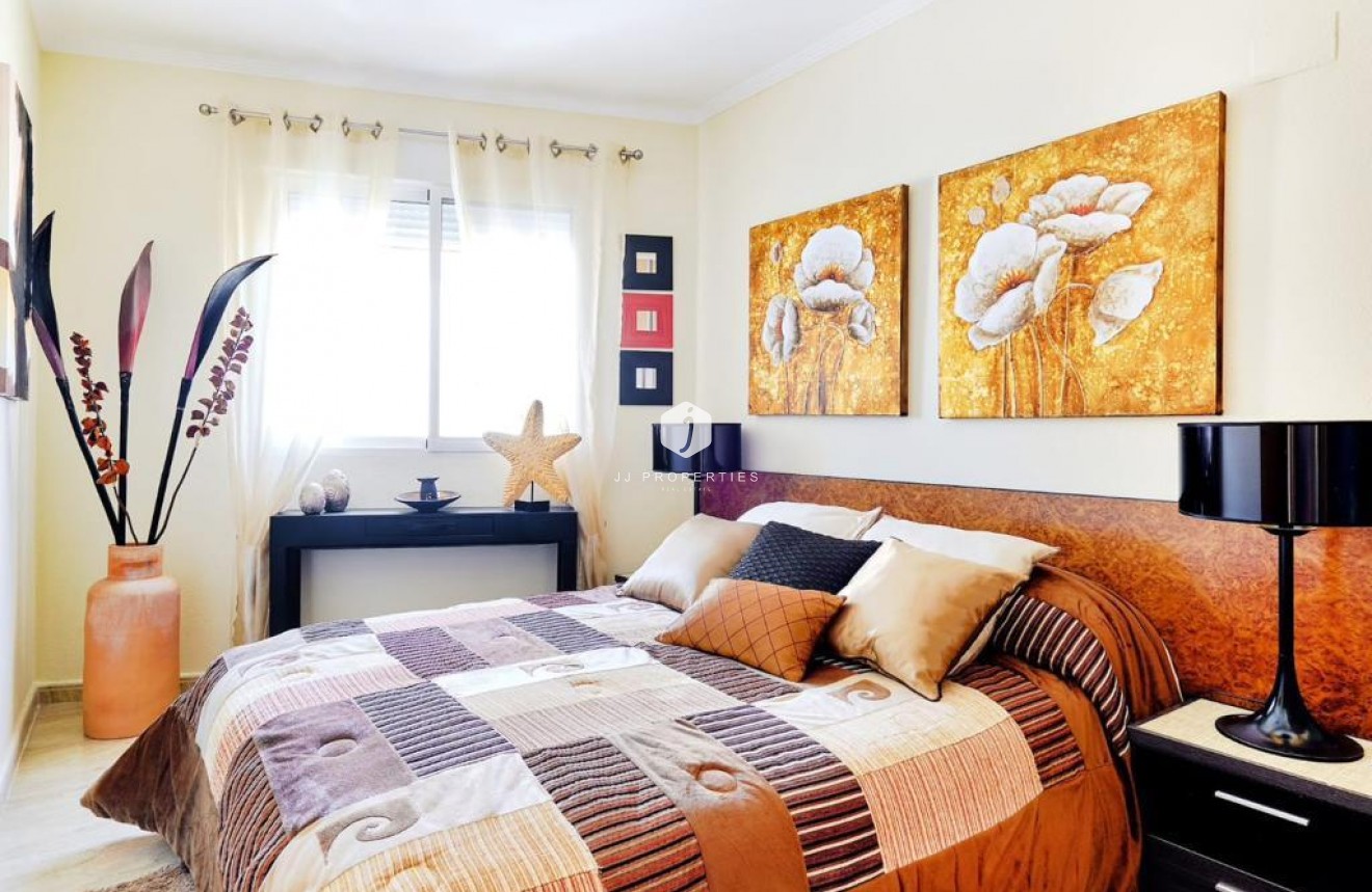 Tweedehands - Appartement / flat -
Orihuela Costa - Costa Blanca