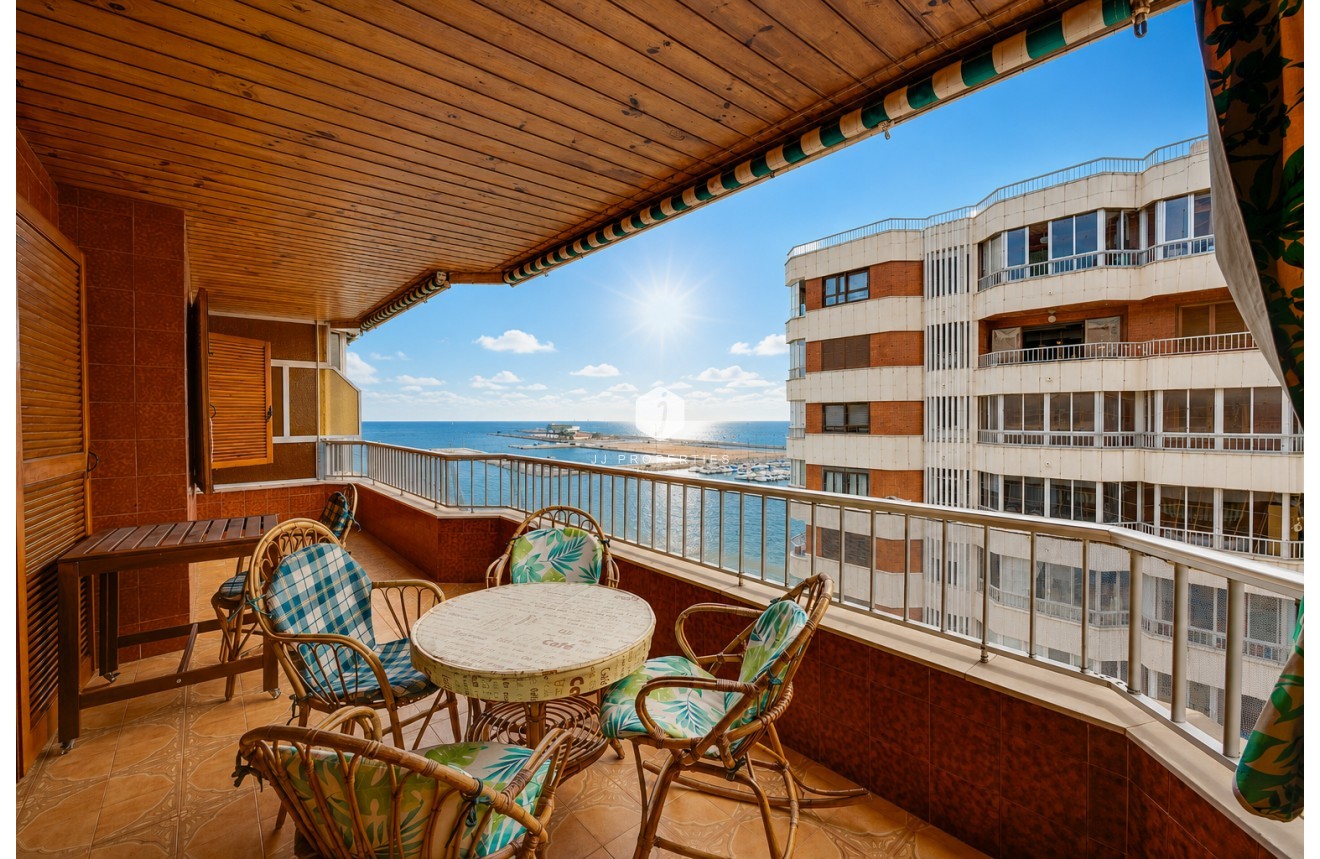 Resale - Apartment / flat -
Torrevieja - Costa Blanca