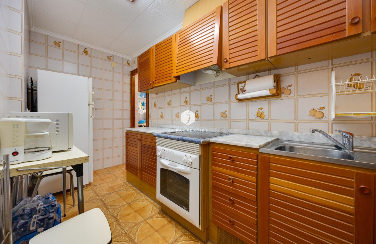 Resale - Apartment / flat -
Torrevieja - Costa Blanca