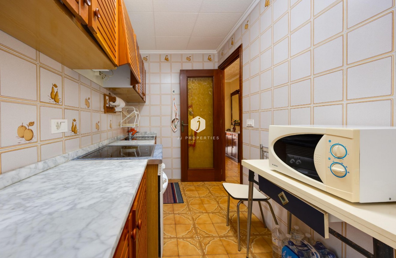 Resale - Apartment / flat -
Torrevieja - Costa Blanca