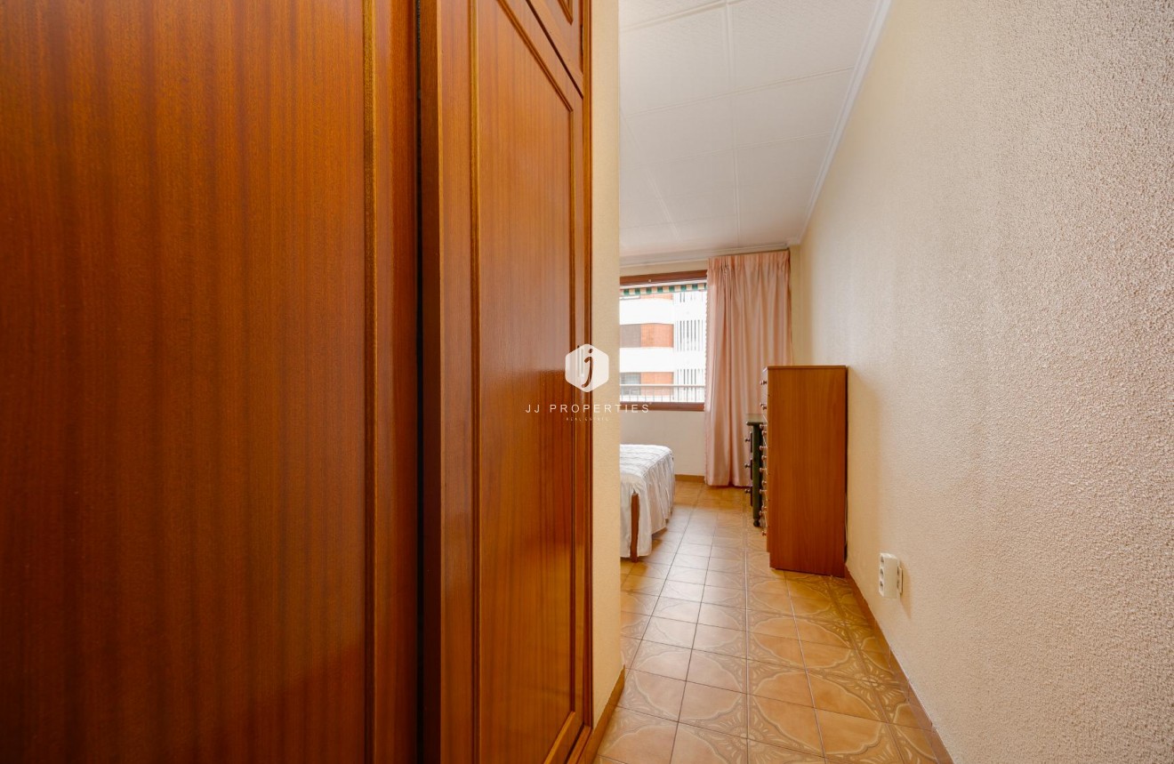 Resale - Apartment / flat -
Torrevieja - Costa Blanca