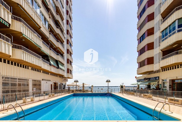 Resale - Apartment / flat -
Torrevieja - Costa Blanca