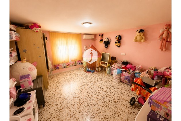 Resale - Villa -
Torrevieja - Costa Blanca