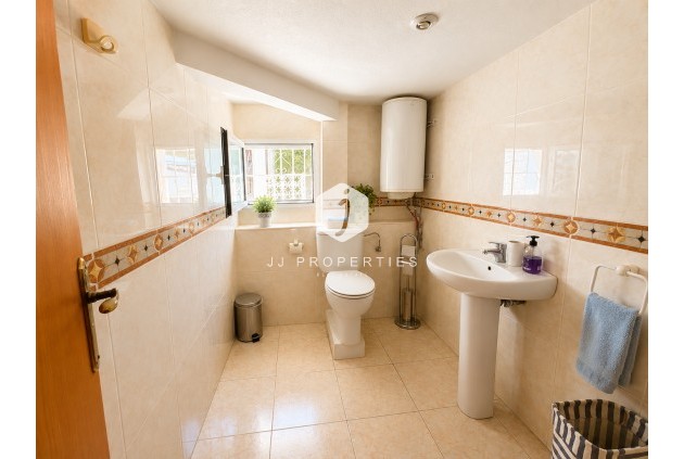 Resale - Villa -
Torrevieja - Costa Blanca