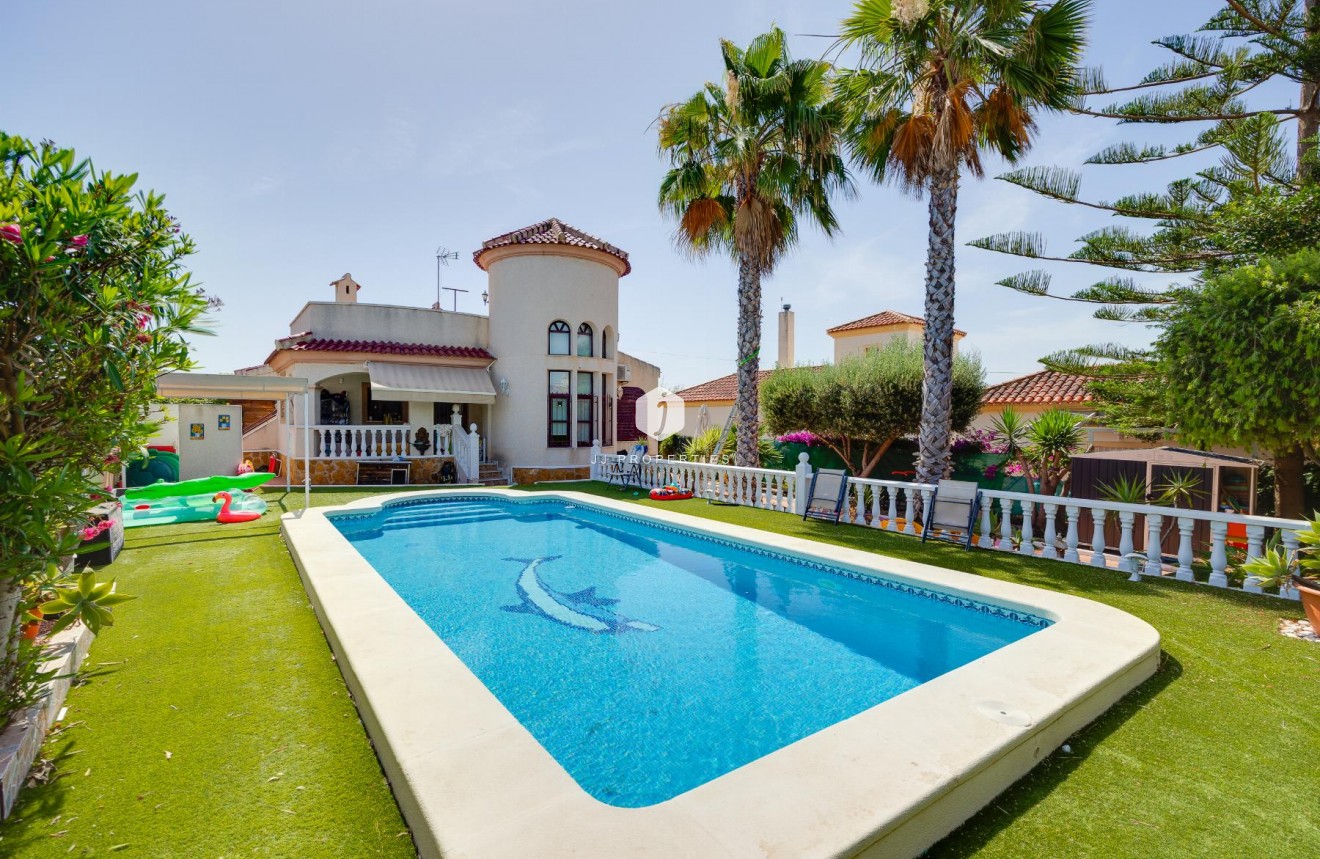 Aus zweiter Hand - Villa -
San Fulgencio - Costa Blanca