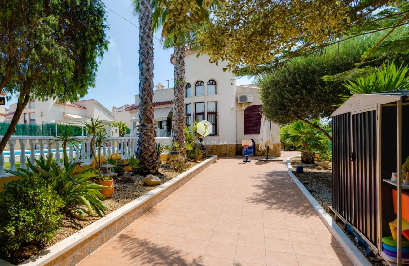 Aus zweiter Hand - Villa -
San Fulgencio - Costa Blanca