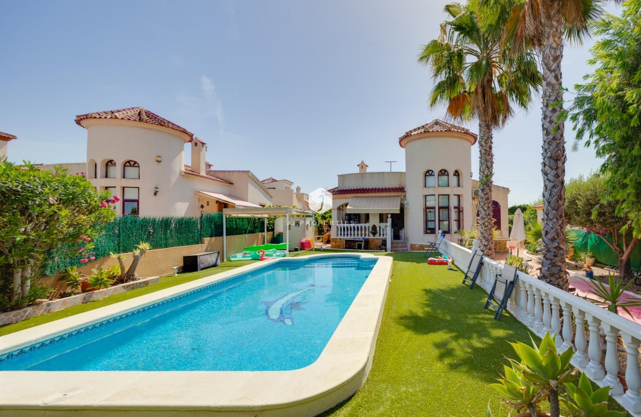 Aus zweiter Hand - Villa -
San Fulgencio - Costa Blanca