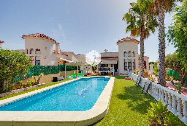 Aus zweiter Hand - Villa -
San Fulgencio - Costa Blanca