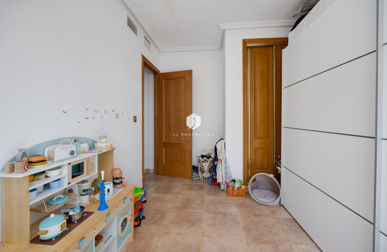 Aus zweiter Hand - Villa -
San Fulgencio - Costa Blanca