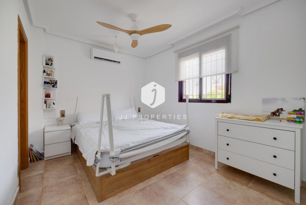 Aus zweiter Hand - Villa -
San Fulgencio - Costa Blanca
