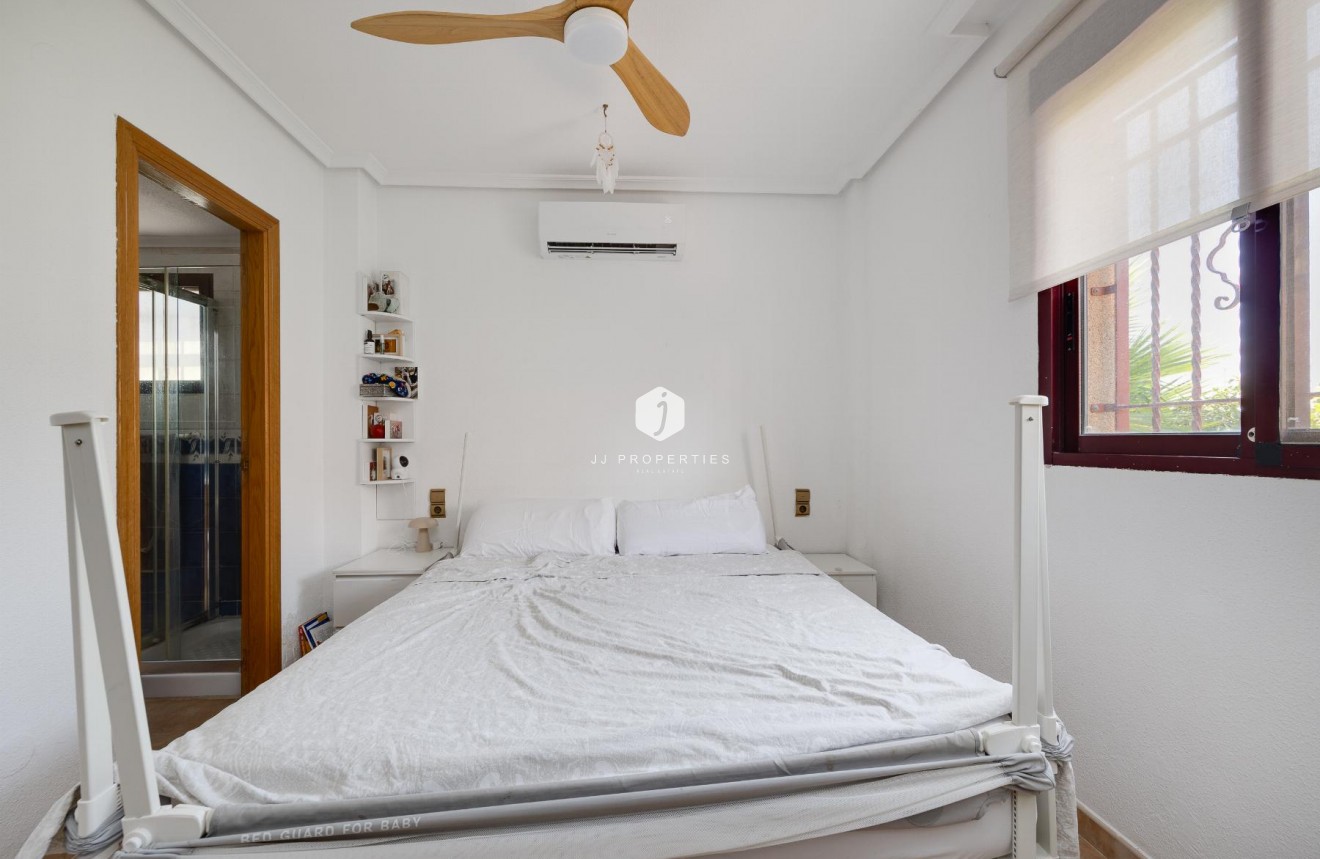 Aus zweiter Hand - Villa -
San Fulgencio - Costa Blanca