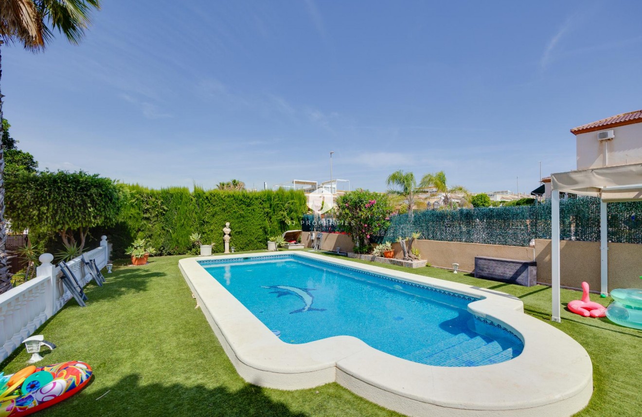 Aus zweiter Hand - Villa -
San Fulgencio - Costa Blanca