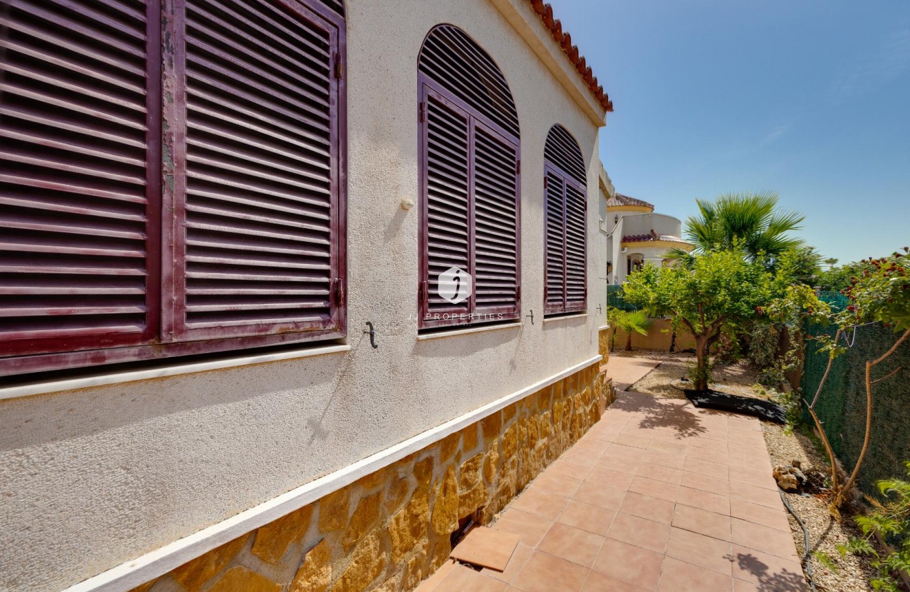 Aus zweiter Hand - Villa -
San Fulgencio - Costa Blanca
