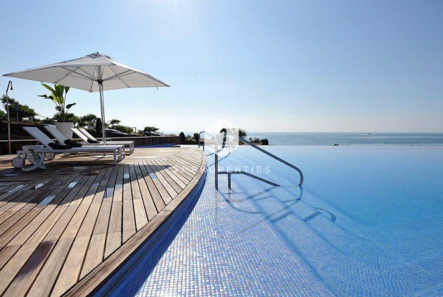 Aus zweiter Hand - Penthouse -
Orihuela Costa - Costa Blanca