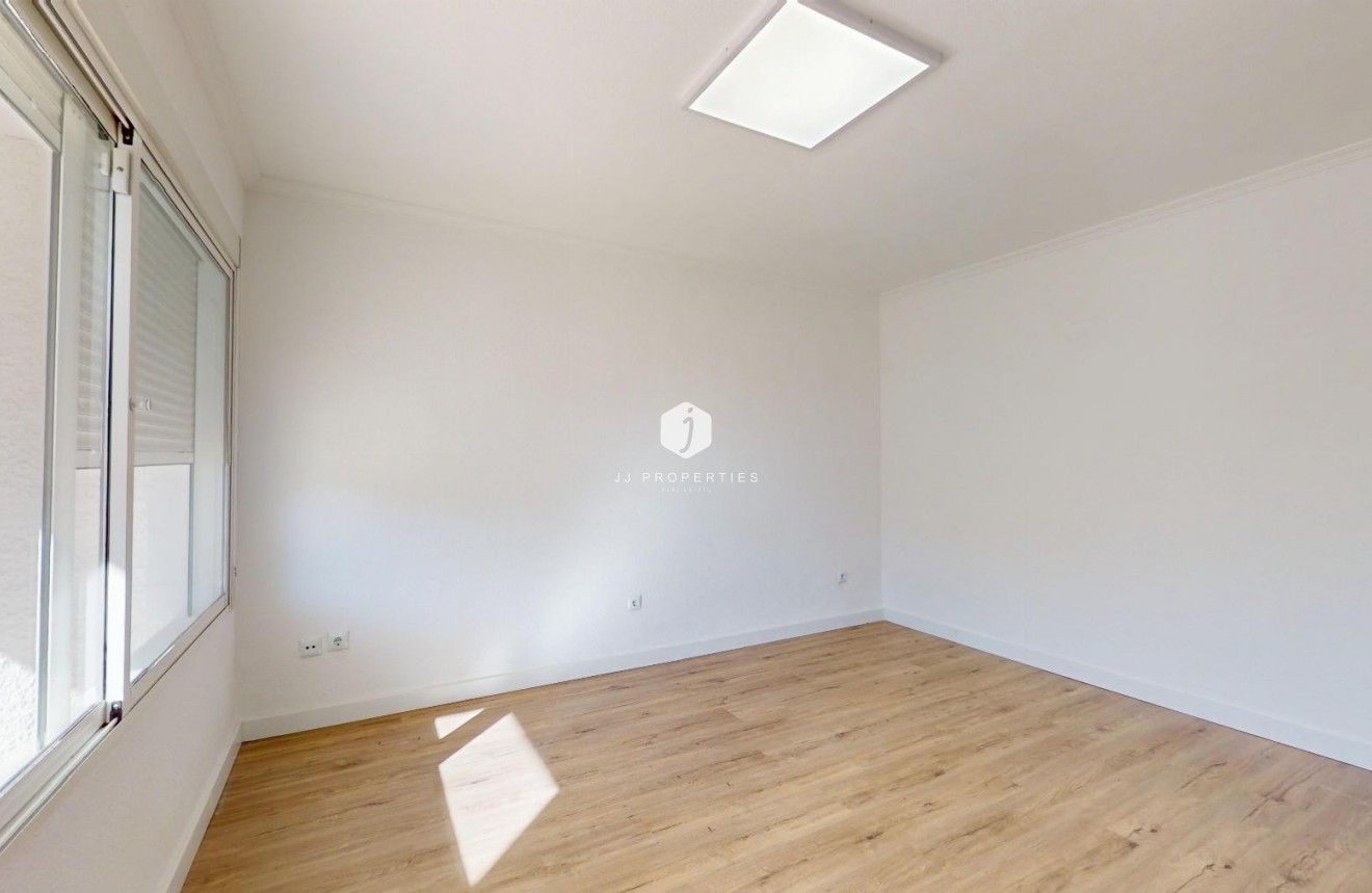 Tweedehands - Bungalow -
Orihuela Costa - Costa Blanca