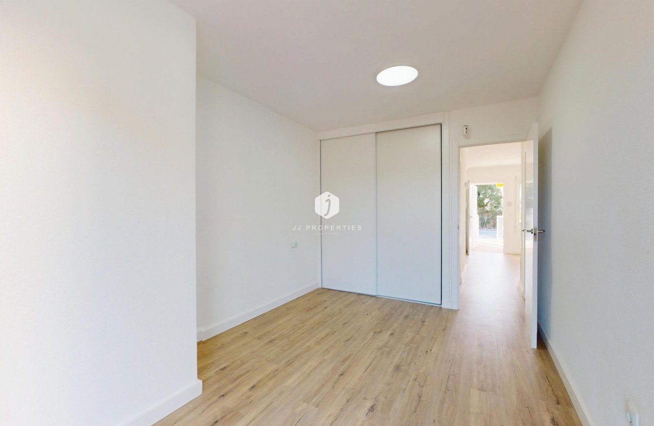 Tweedehands - Bungalow -
Orihuela Costa - Costa Blanca