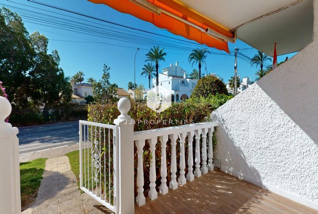 Tweedehands - Bungalow -
Orihuela Costa - Costa Blanca
