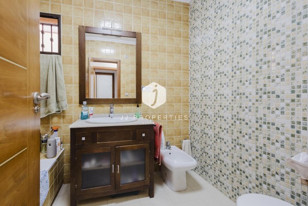 Z drugiej ręki - Villa -
Torrevieja - Costa Blanca