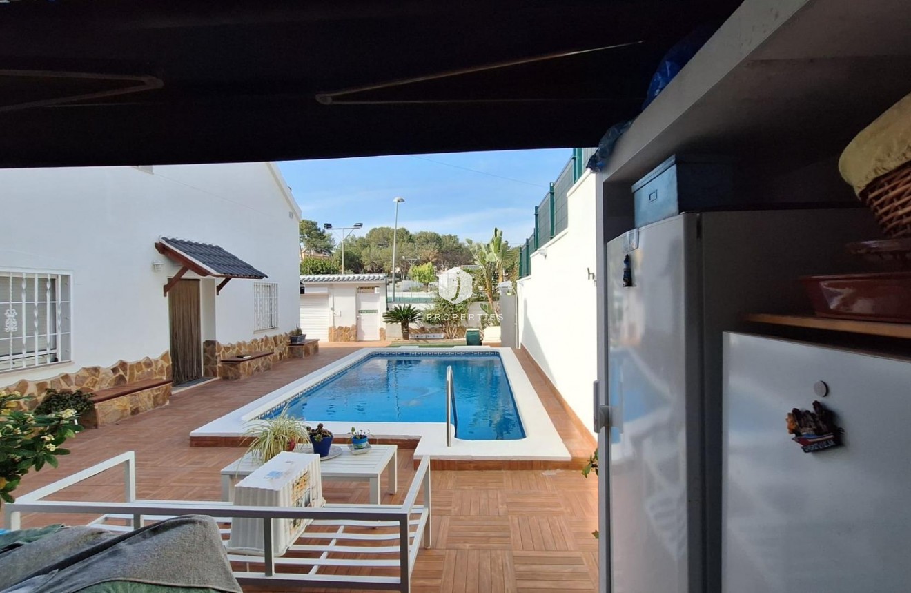 D'occasion - Villa -
Torrevieja - Los Balcones - Los Altos del Edén